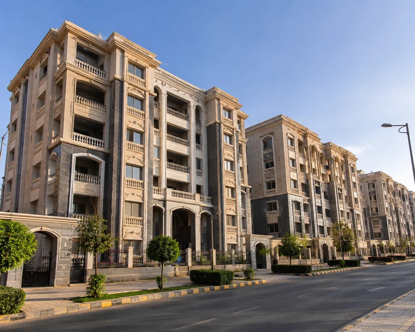 مجمع الأسرة التربوية السكني – المقسم 620
